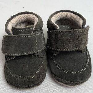 EGG gray suede Velcro baby shoes